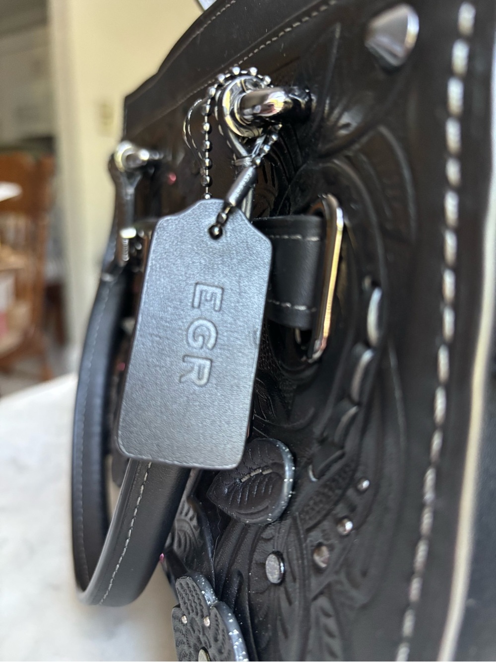 Coach Black Floral-Appliqué Leather Swagger 27 with Signature Turnlock - Picture 15 of 16